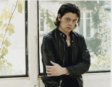 © lastfm franz. Musiker Benjamin Biolay